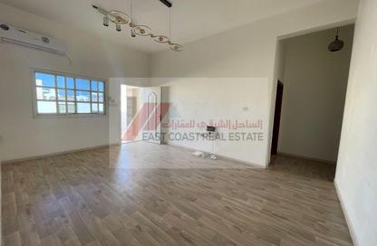 Apartment - 3 Bedrooms - 3 Bathrooms for rent in Al Faseel - Fujairah
