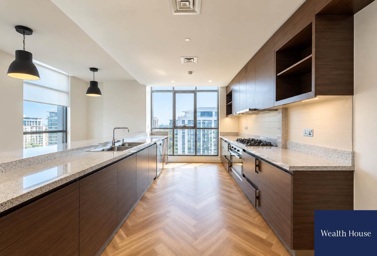 Vacant | 3BR + M | Park View | Spacious photo 5