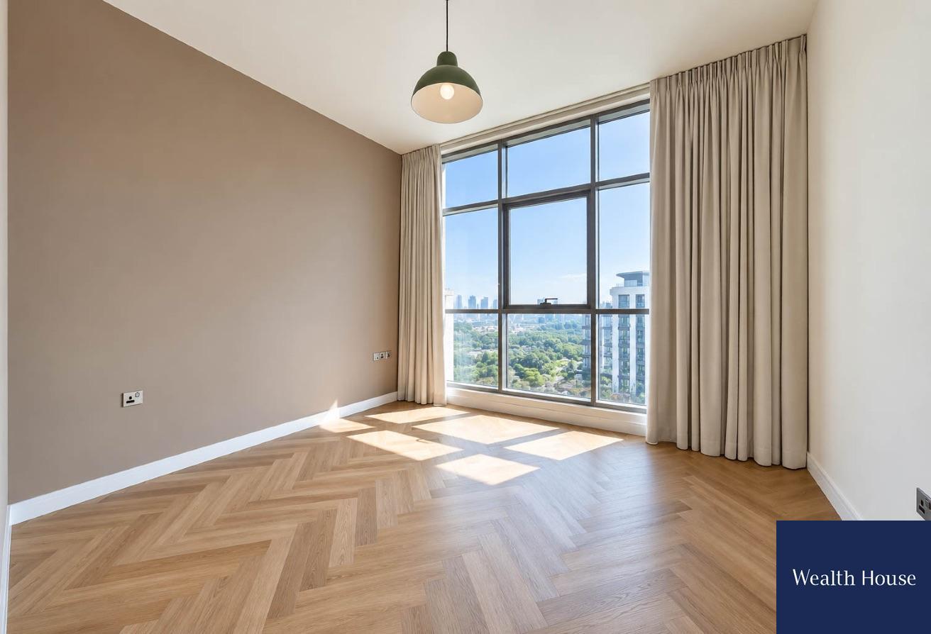 Vacant | 3BR + M | Park View | Spacious photo 14