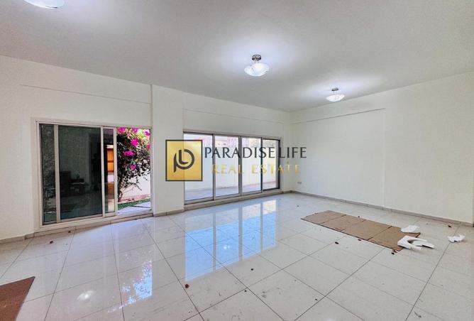 76983449 - Property Image 2