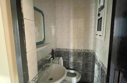 Apartment - 1 Bedroom - 2 Bathrooms for rent in Queen Tower - Al Qasba - Sharjah