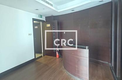Office Space - Studio for rent in Single Business Tower - Business Bay - Dubai