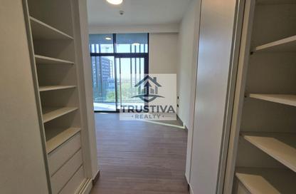 Apartment - 3 - 5 for sale in Vida Residences - Aljada - Sharjah