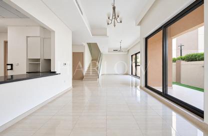 Townhouse - 4 - 4 for rent in Sevilla Village - Victory Heights - Dubai Sports City - Dubai
