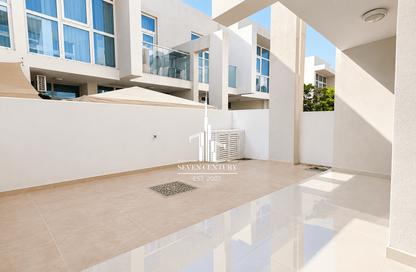Villa - 3 - 3 for rent in Vardon - Damac Hills 2 - Dubai