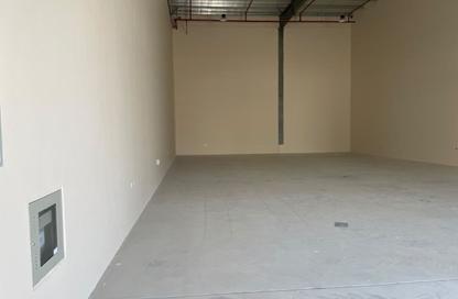 Warehouse - Studio - 1 for rent in Ali Mousa Building - Al Sajaa Industrial - Al Sajaa - Sharjah