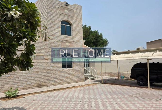 Villa for Sale in Al Jazzat – Al Raqa