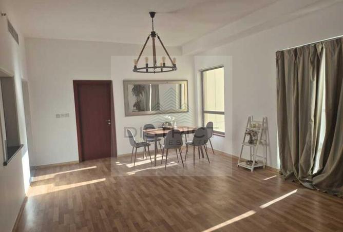 2OmCALz4W80 - الصورة الرئيسية للعقار