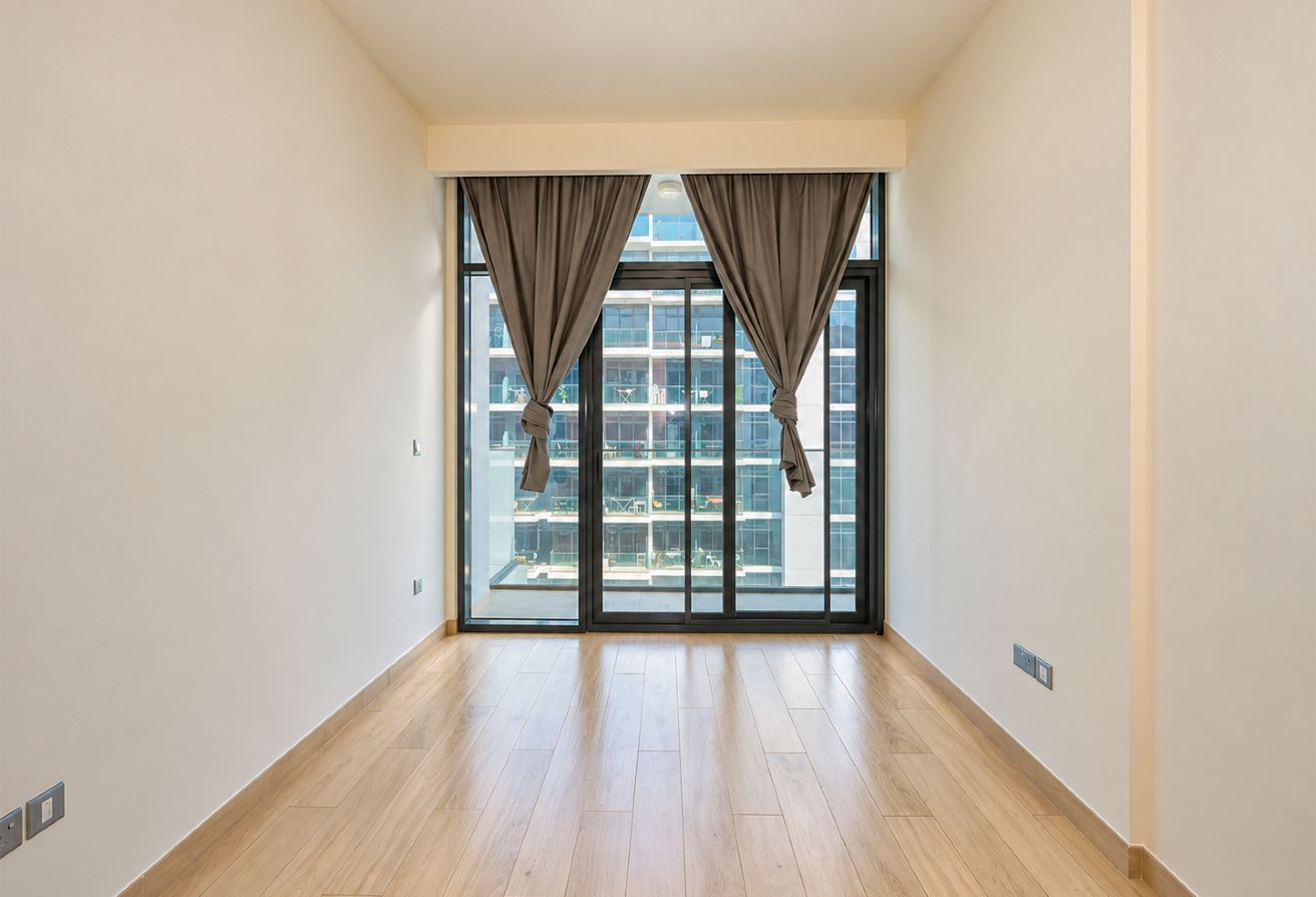 Semi Furnished |Prime Location |Near Pool and Park