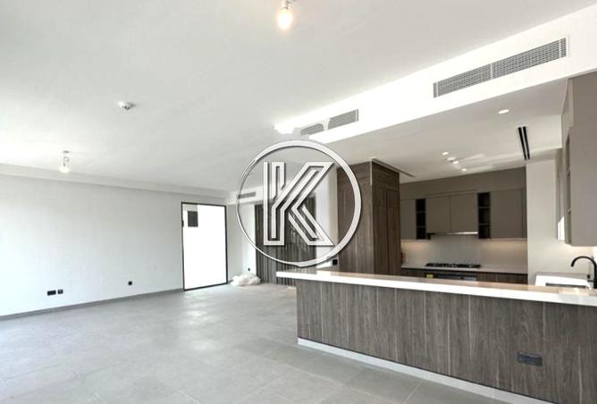 74250921 - Property Image 3