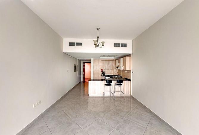 2OwzsxbZcu0 - Property Main Image