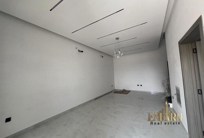 87031245 - صورة العقار 2