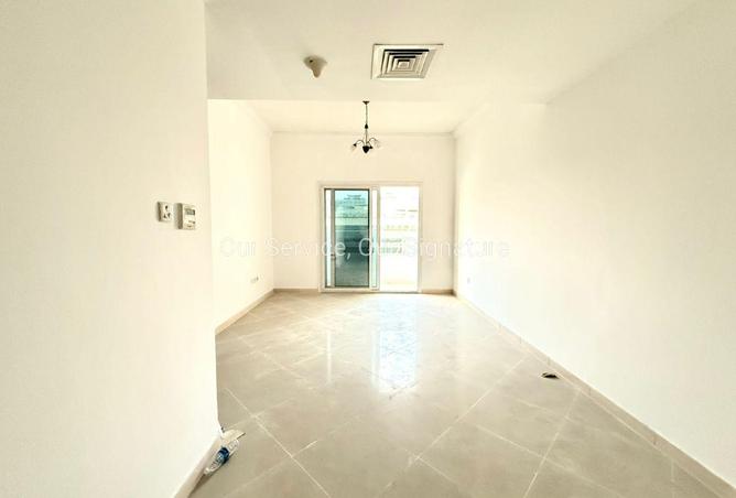 127934105 - Property Main Image