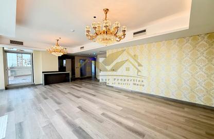 Apartment - 3 Bedrooms - 5 Bathrooms for rent in Jumeirah Garden City - Al Satwa - Dubai