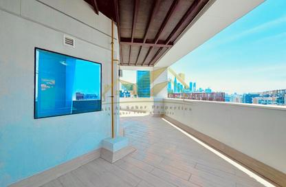 Apartment - 3 Bedrooms - 5 Bathrooms for rent in Jumeirah Garden City - Al Satwa - Dubai