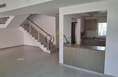 Townhouse - 3 - 4 for rent in Breeze Community - Al Ghadeer - Abu Dhabi