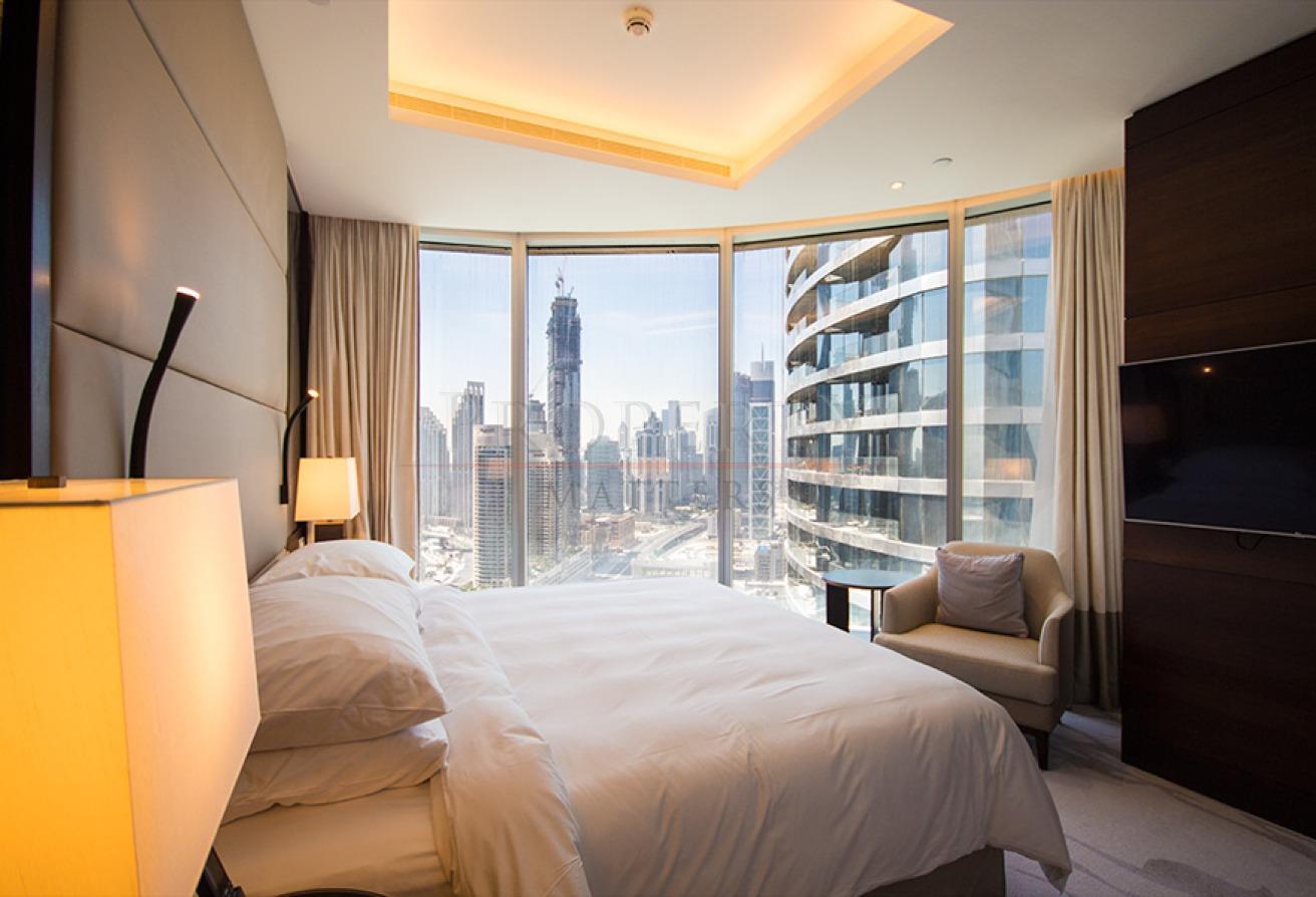 BURJ KHALIFA VIEW | LUXURY FURNISHED APARTMENT photo 14