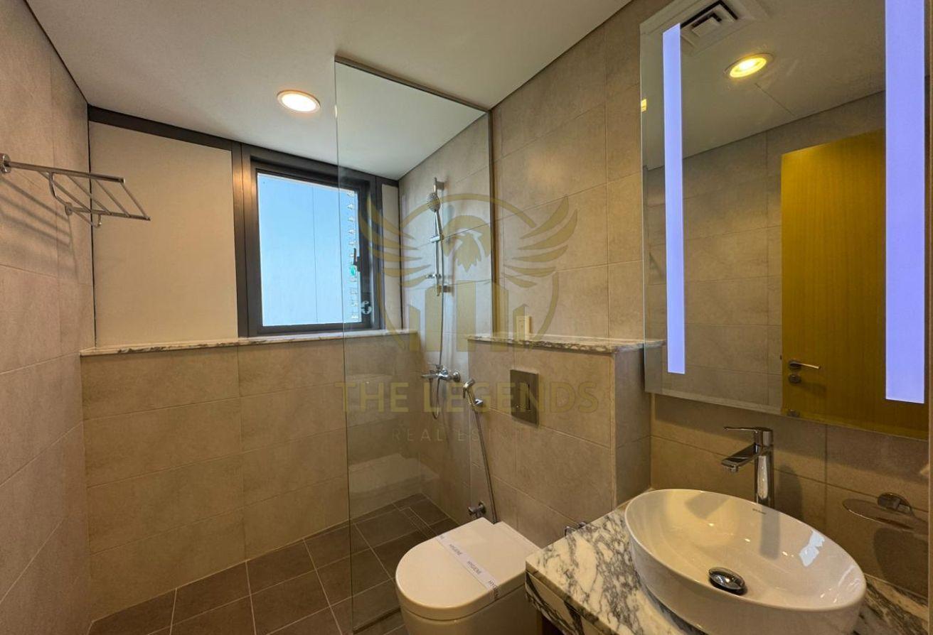 High Floor | Prime Location| Community View photo 11