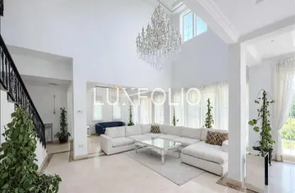 Villa - 4 Bedrooms - 5 Bathrooms for rent in Jumeirah Islands - Dubai
