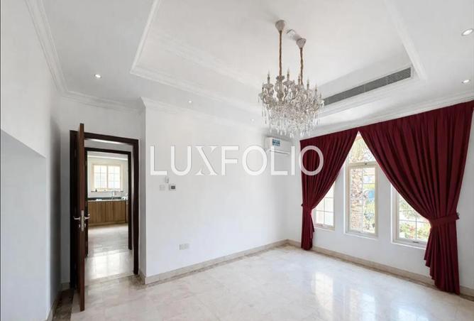 83213062 - Property Image 3