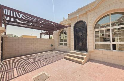 Villa - 3 Bedrooms - 3 Bathrooms for rent in Mirdif Villas - Mirdif - Dubai Villa - 3 Bedrooms - 3 Bathrooms for rent in Mirdif Villas - Mirdif - Dubai