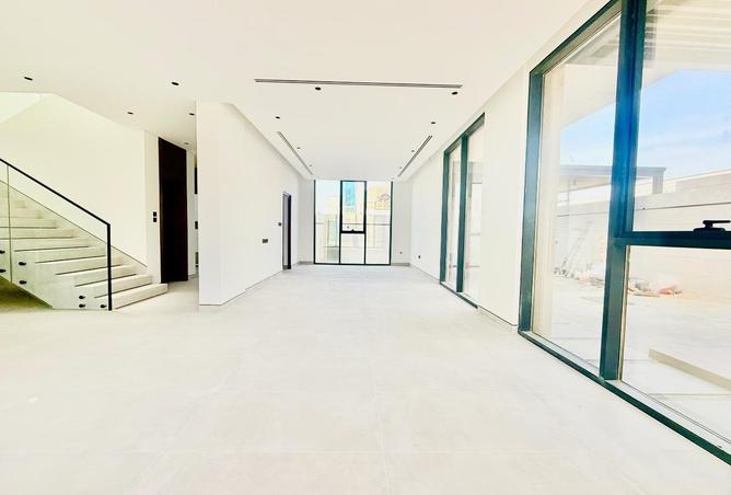 83641502 - Property Image 3