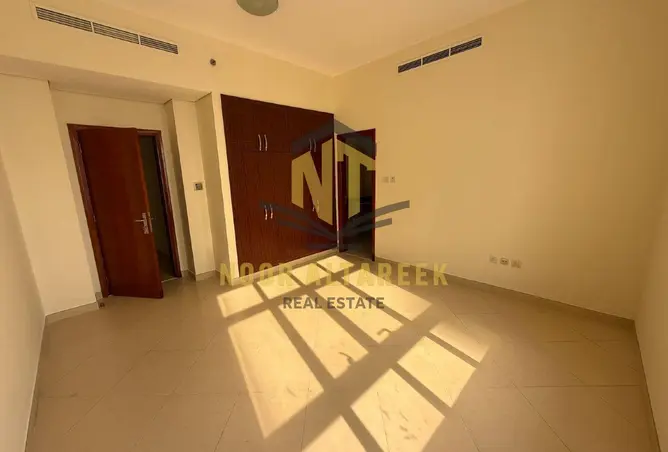 157801028 - Property Image 3