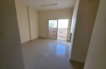 Apartment - 2 Bedrooms - 2 Bathrooms for rent in Ajman Corniche Residences - Ajman Corniche Road - Ajman