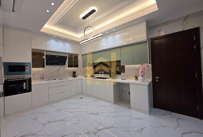 136576950 - Property Image 3