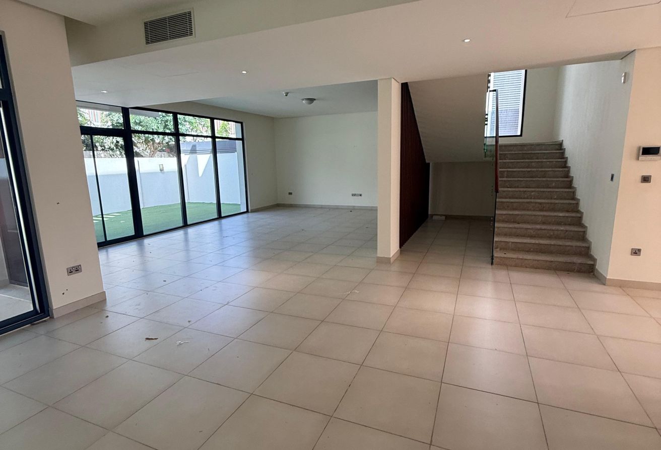 Single Row | Luxury Living | Exclusive Community