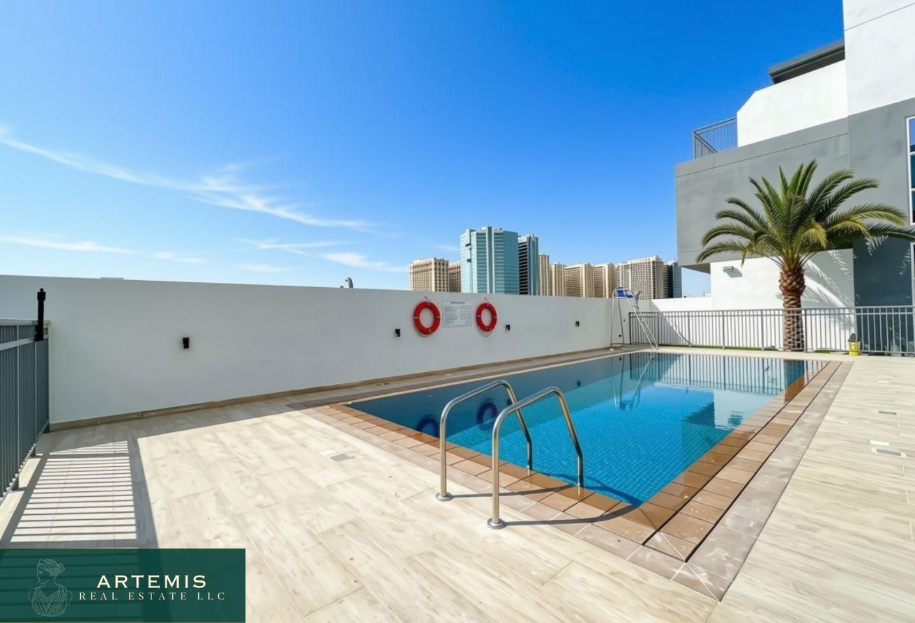 Corner Unit|Bright|Spacious|Well-Maintained|Vacant photo 18