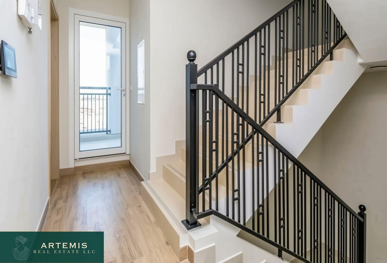 Corner Unit|Bright|Spacious|Well-Maintained|Vacant photo 7