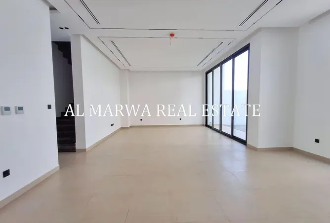 156017958 - Property Image 2