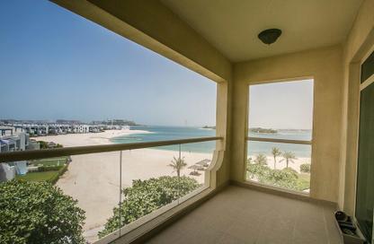 Apartment - 2 Bedrooms - 2 Bathrooms for rent in Al Khudrawi - Shoreline Apartments - Palm Jumeirah - Dubai