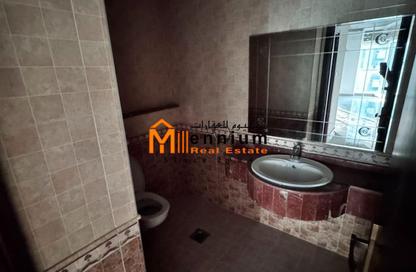 Office Space - Studio - 1 Bathroom for rent in Al Ferasa Tower - Al Majaz 1 - Al Majaz - Sharjah