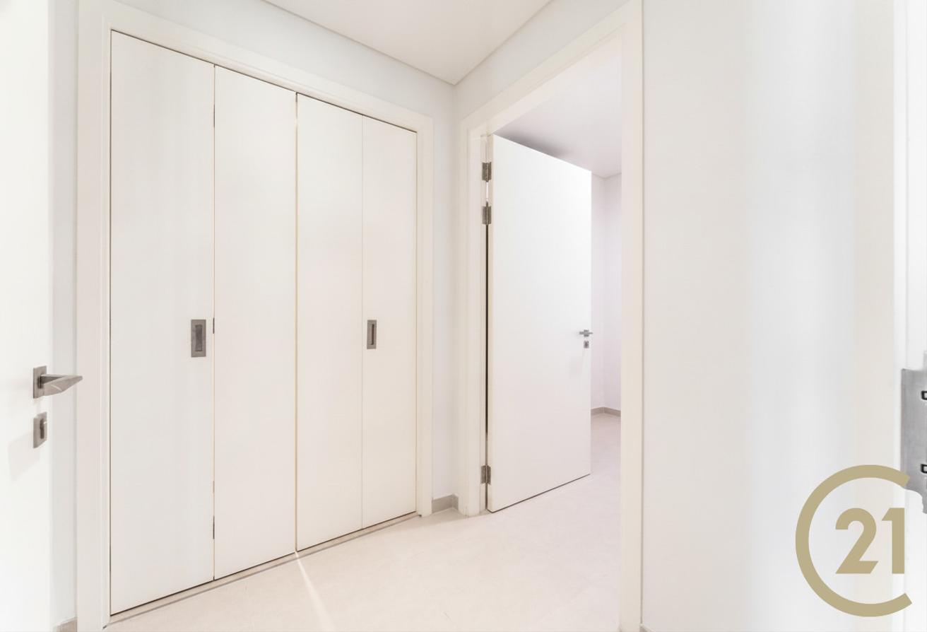 Close to Amenities | Large Plot | Private Area photo 17