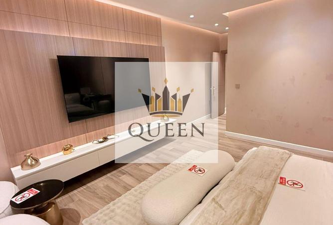 94015292 - Property Image 2
