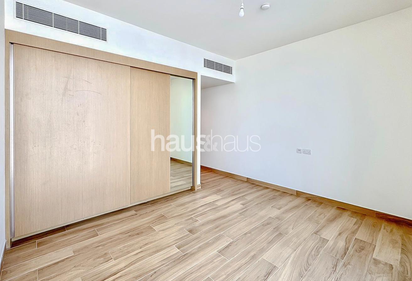 Type A | Single Row | Prime Location | Landscaped photo 13