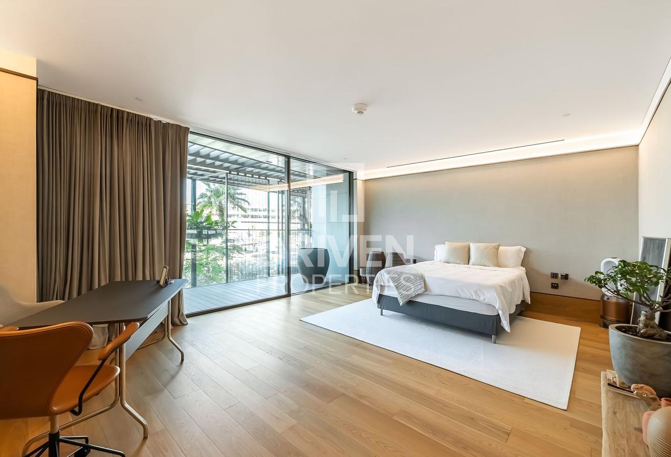 Exemplary Bulgari Loft | Full Marina Views photo 16
