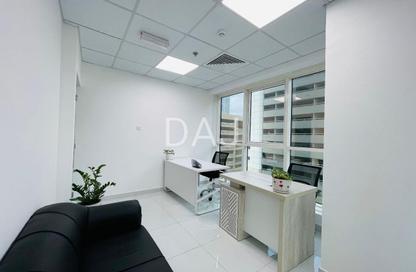 Office Space - Studio - 1 Bathroom for rent in Aspin Tower - Sheikh Zayed Road - Dubai
