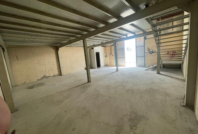 64423211 - Property Main Image