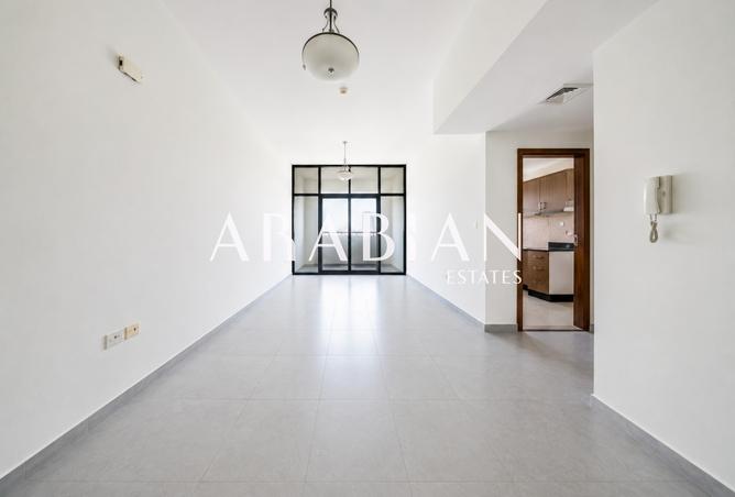 135608353 - Property Main Image