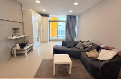 Apartment - Studio - 1 Bathroom for rent in Modelux Tower 1 - International City Phase 2 - Al Warsan 4 - Al Warsan - Dubai