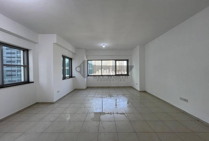 94010388 - Property Image 2