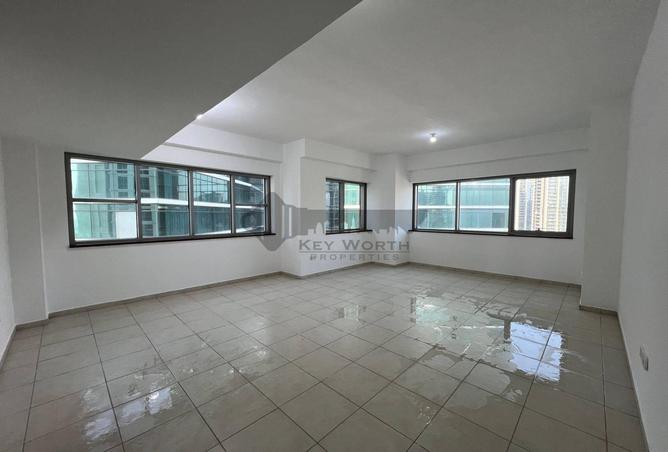 94010388 - Property Image 3
