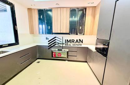 Townhouse - 5 Bedrooms - 7 Bathrooms for sale in Tilal City A - Tilal City - Sharjah Townhouse - 5 Bedrooms - 7 Bathrooms for sale in Tilal City A - Tilal City - Sharjah
