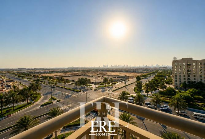 Spacious | High Floor | Dual Balcony | W/ maids