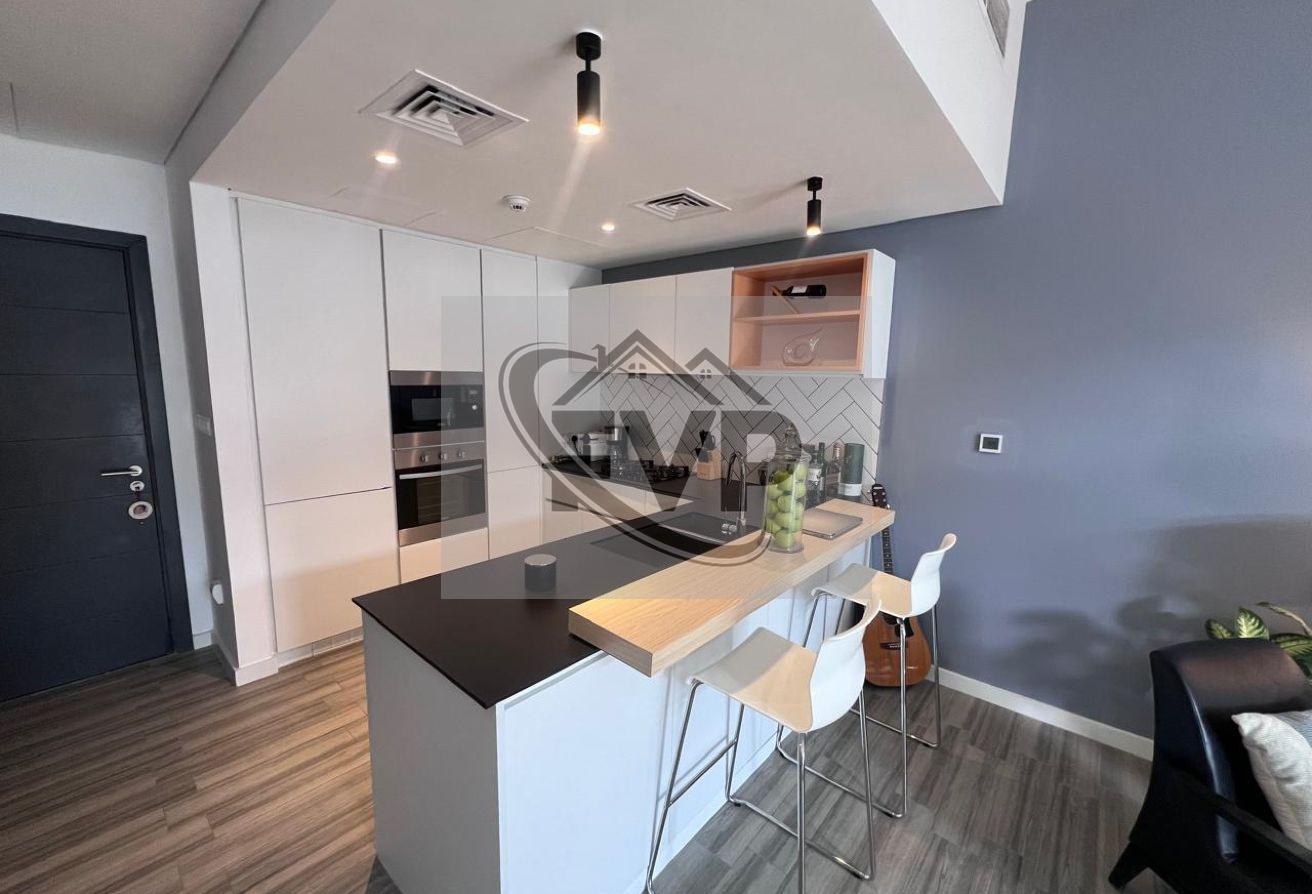 Modern Furnished 1BR | Spacious | Available Now photo 8