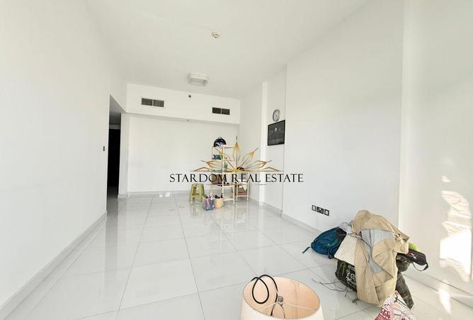 70702842 - صورة العقار 3