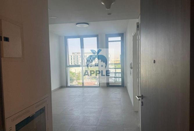 93570188 - Property Image 3